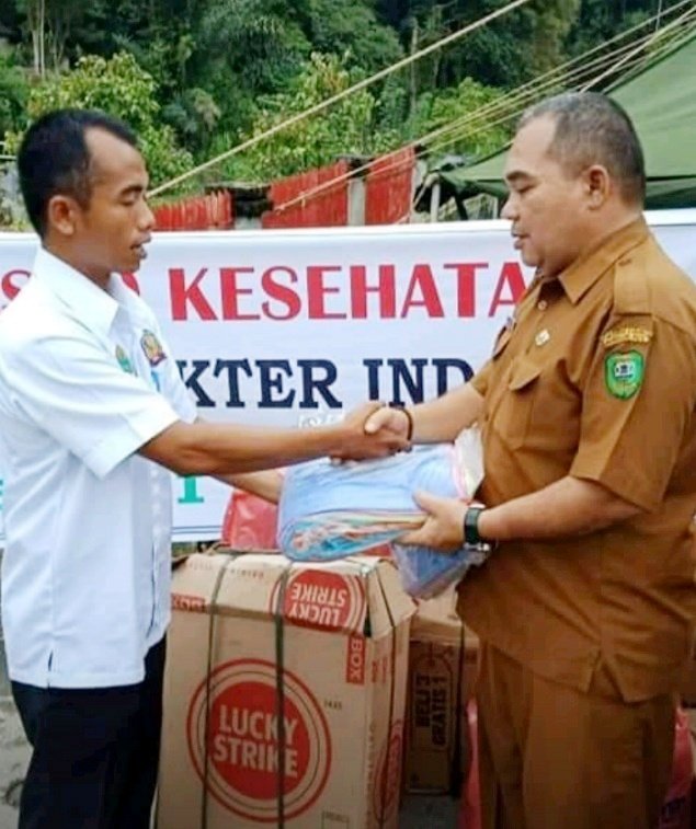 IDI Madina Bantu Dan Dirikan Posko Kesehatan Di Muara Saladi img_20181016_204449