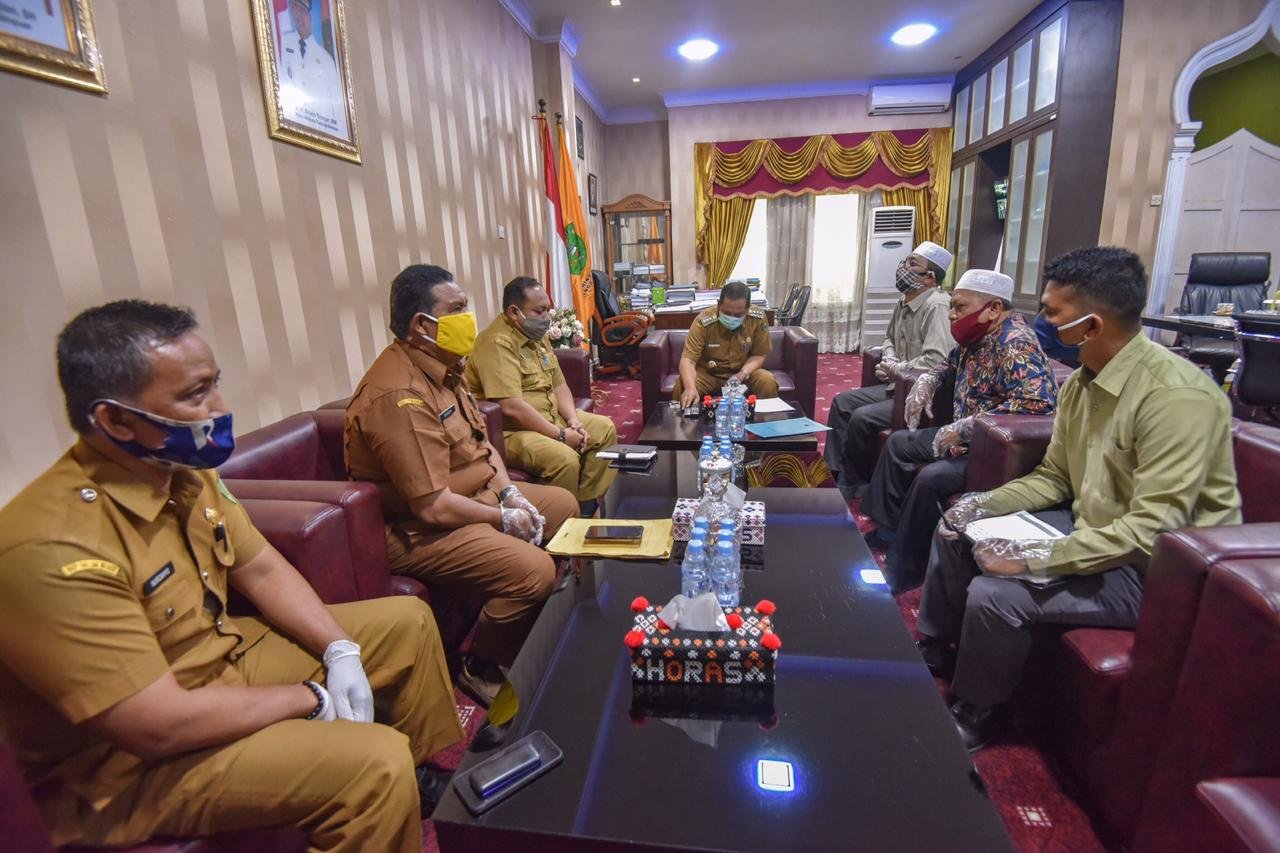 Wali Kota Padangsidimpuan Terima Audensi IPTS IMG-20200908-WA0036