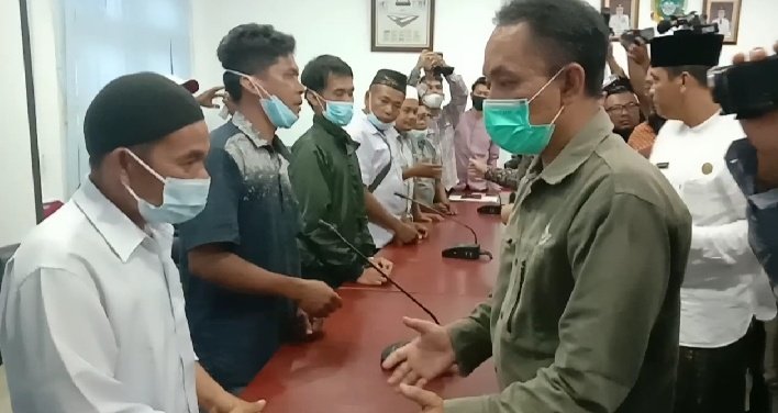 Difasilitasi Pemkab Madina, PT. SMGP Salurkan Tali Asih 5 Korban Meninggal Dunia IMG_20210206_122731