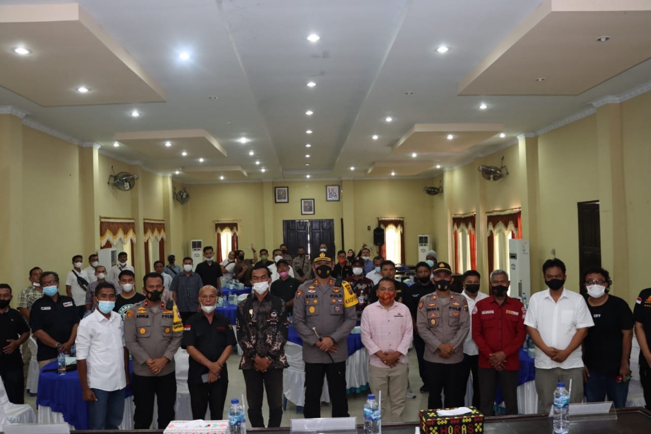 Seminggu Bertugas Di Madina, Kapolres Madina Gelar Temu Ramah Dengan Insan Pers IMG-20211230-WA0058