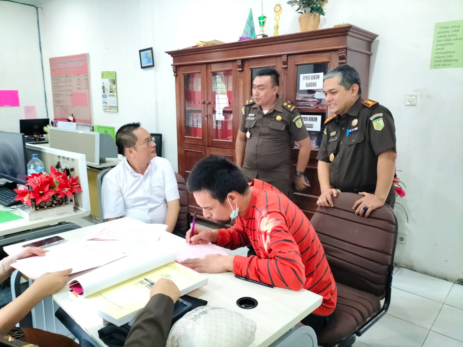 Kejari Madina, Kejaksaan Agung, Penyelundupan Narkoba, Pelimpahan Tersangka, Ganja, Simpang Pagur, Panyabungan Timur