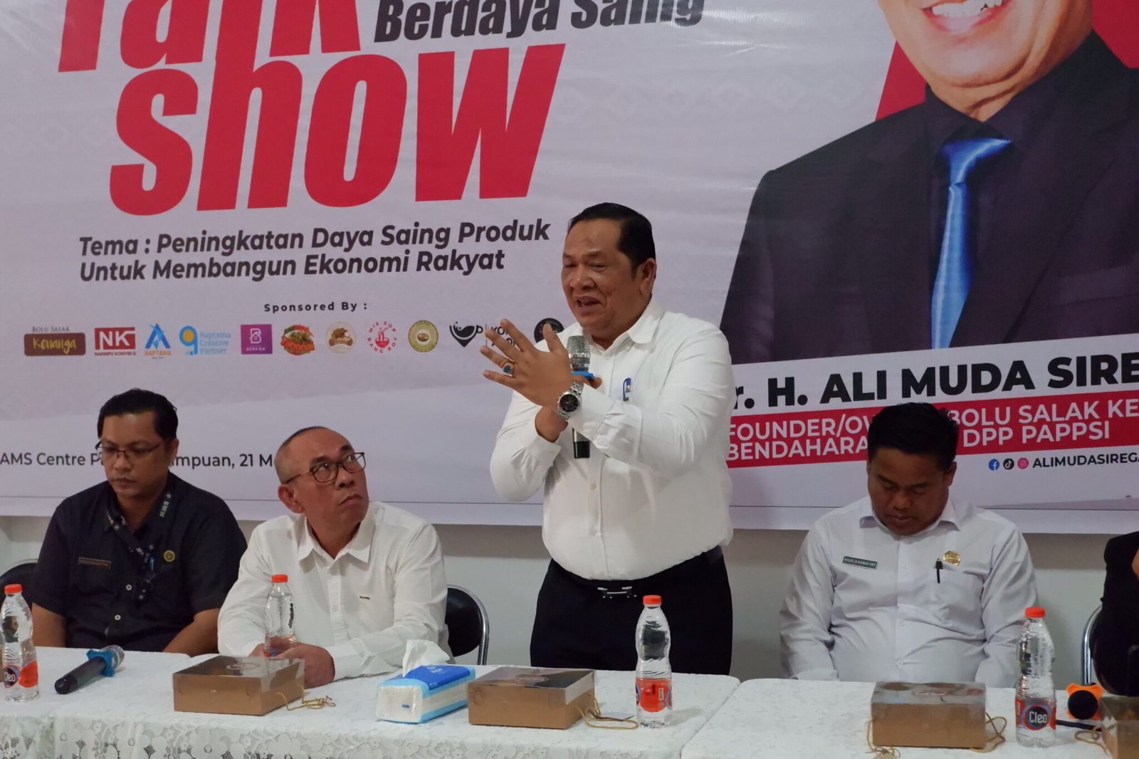 Bakal Calon Walikota & Wakil Walikota Padangsidimpuan Kompak Di Talkshow Peningkatan UMKM IMG-20240521-WA0019