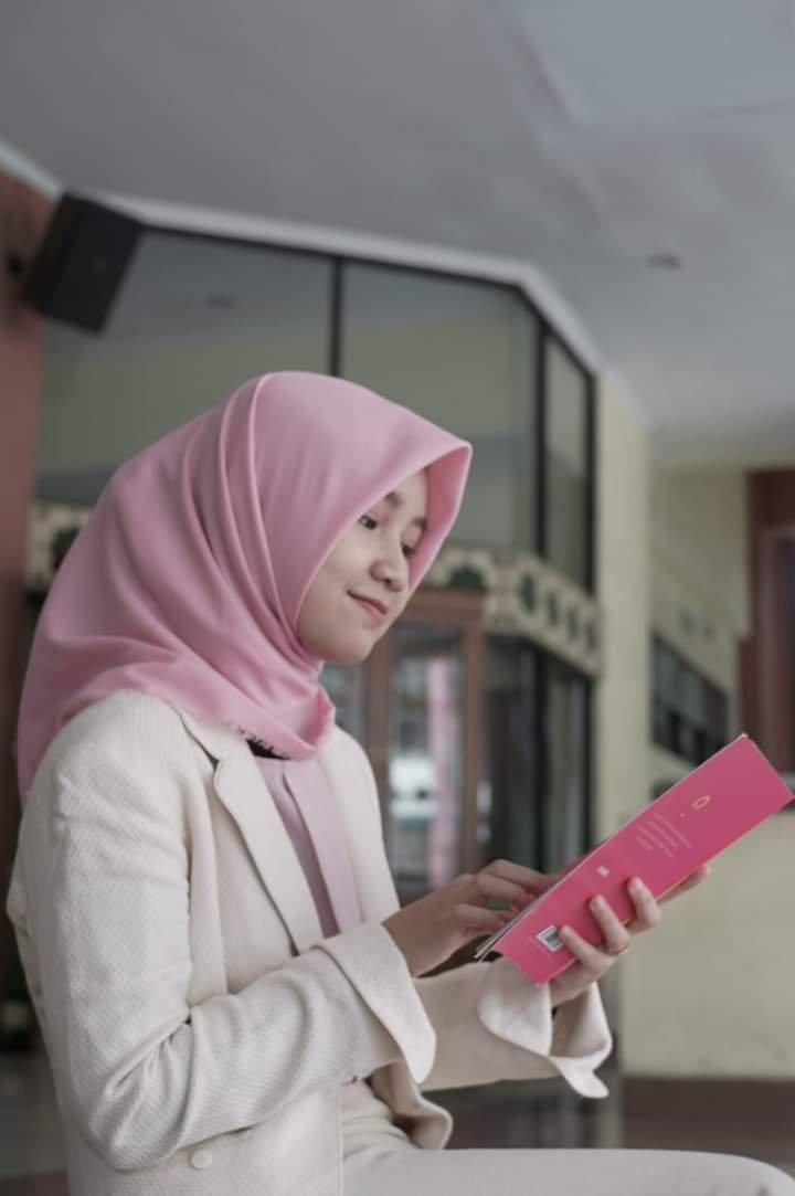 LPDP Tanpa Rekomendasi Pemkab Madina, Suci Mahasiswa Lulus Cumlaude Dapat Beasiswa S2 ke Inggris IMG-20240906-WA0034