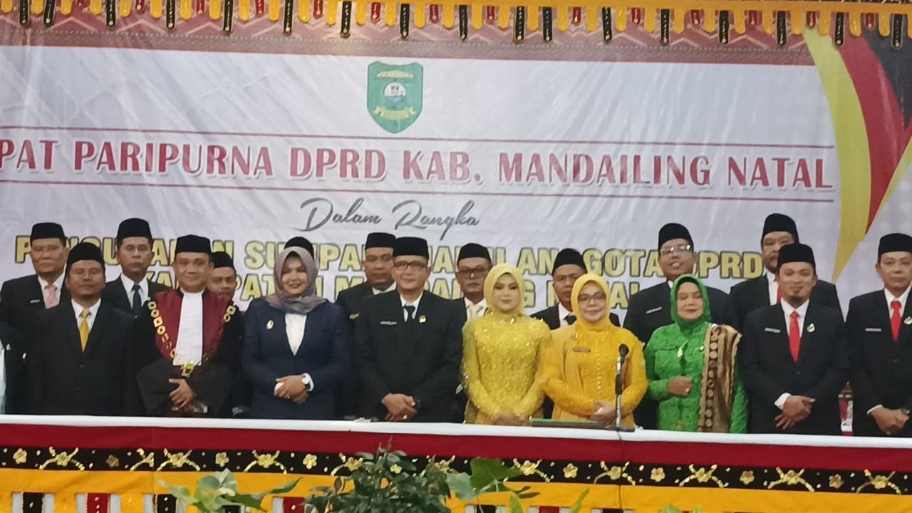 Resmi Dilantik, DPRD Madina Periode 2024-2029 Siap Jalankan Tugas IMG-20241120-WA0040