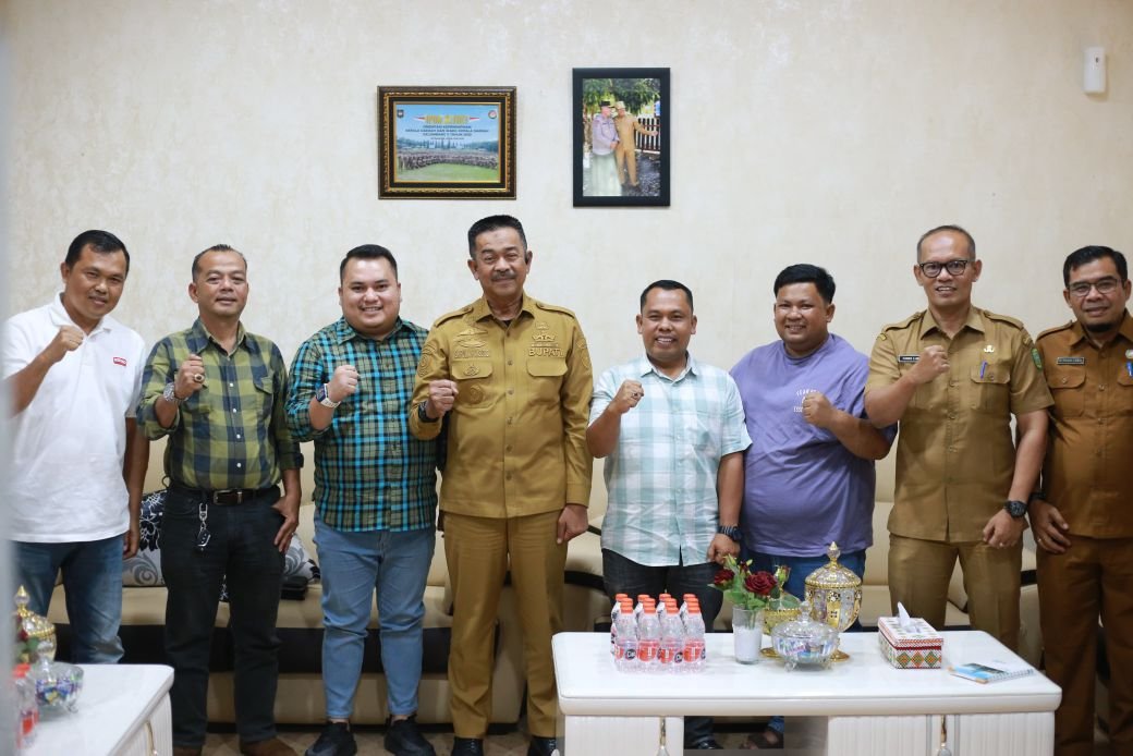 Lintas Assosiasi Jasa Konstruksi Audiensi Dengan Bupati Madina IMG-20251022-WA0032